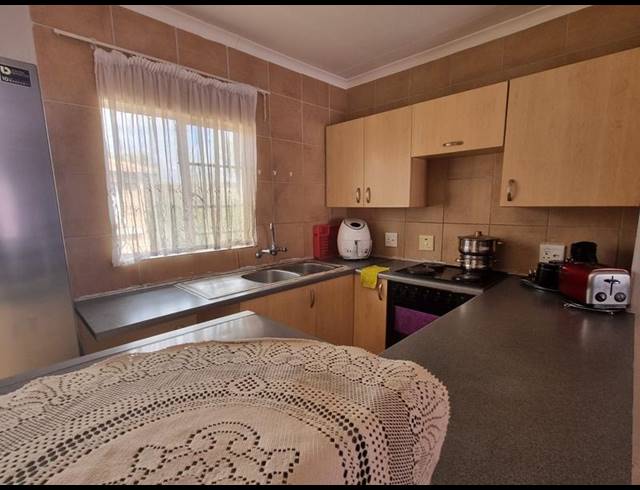 1 BEDROOM APARTMENT FOR SALE IN NEWMARK ESTATE